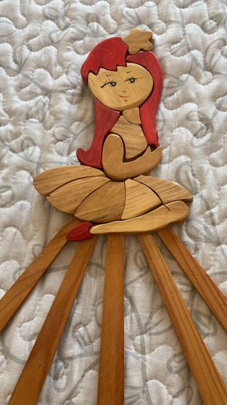 Perchero infantil madera bailarina