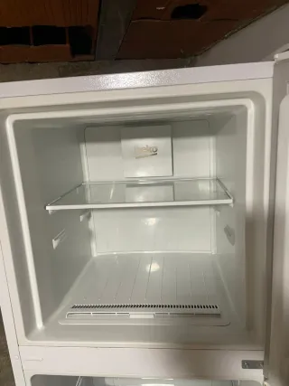 Nevera Beko Blanca , freidora, cafetera y extracto