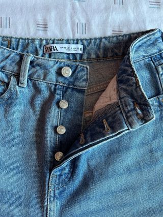 Pantalón vaquero Zara azul