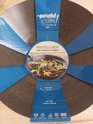 Wok con manico in legno nuovo