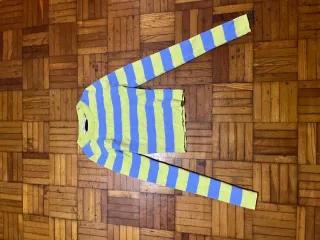 Sudadera Negra con Bola 8