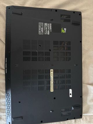 MSI Ordenador Portátil Plata/Negro