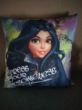 Cojín Los Descendientes