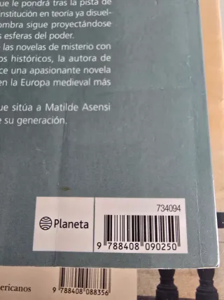 Varios libros de Matilde Ascensión
