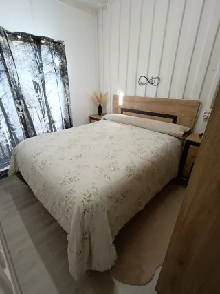 Parcela rústica de 1.200m con vivienda y piscina