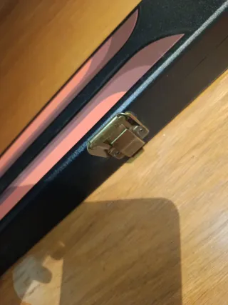 Palo Nuevo Y Funda Laperti para tacos de billar