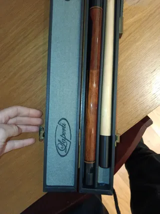 Palo Nuevo Y Funda Laperti para tacos de billar