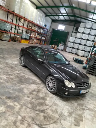 Mercedes-Benz CLK 2004
