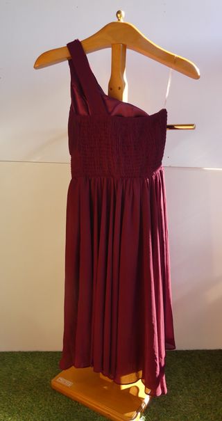 Vestido de fiesta burdeos