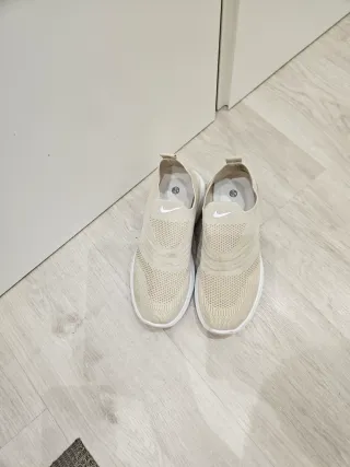 Zapatillas Nike Beige Talla 38