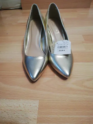 Zapatos de fiesta dorados talla 37