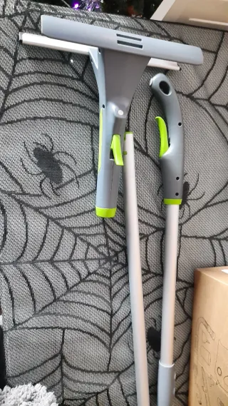 Limpiacristales desmontable