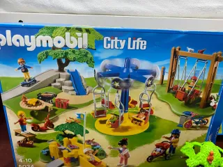 Parque infantil Playmobil City Life 5024