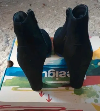 Botines Desigual tacón con Swarosky