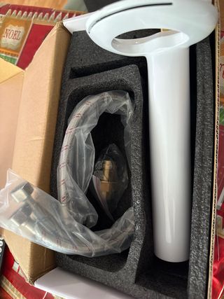 Grifo Lavabo Moderno Blanco y Dorado