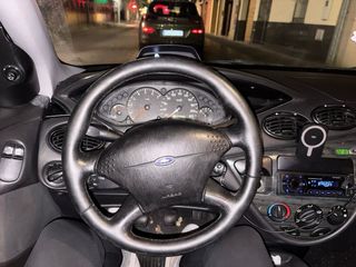 Ford Focus 1999 LEER BIEN ANUNCIO ANTES