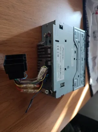 Radio CD Coche Pioneer DEH-1600UB