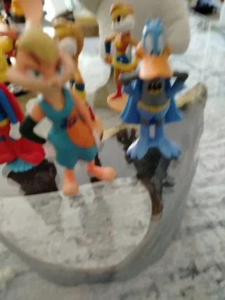 Lote Figuras Lola Bunny y amigos