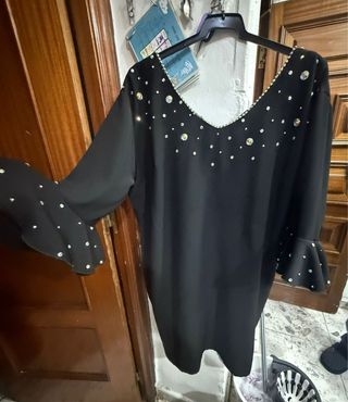Vestido fiesta negro con pedrería