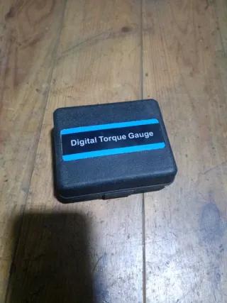 Llave dinamométrica digital 340Nm