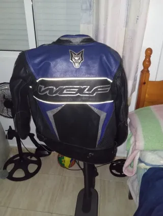 Chaqueta de moto WOLF azul y negra