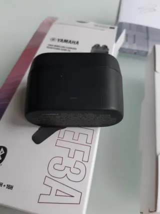 Auriculares Yamaha TW-EF3A Negros