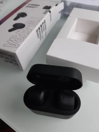 Auriculares Yamaha TW-EF3A Negros