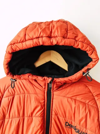 Chaqueta Desigual acolchada con capucha