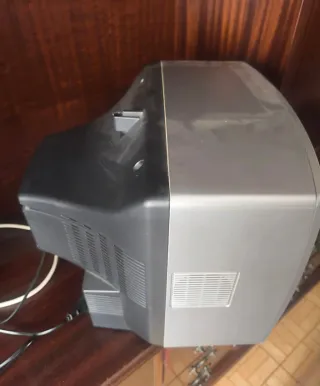 Televisor Sharp tubo 14''