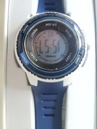 Reloj pulsera digital infantil a estrenar