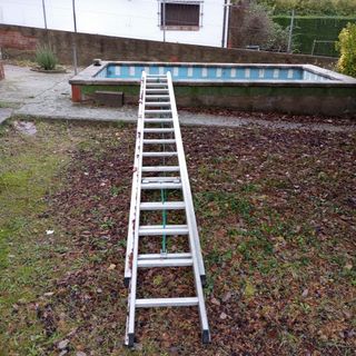 Escalera telescópica de aluminio