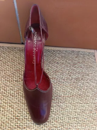 Zapatos Charles Jourdan París Tacon Alto Rojo