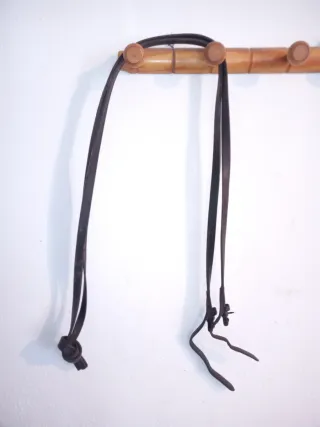 Cabezada vaquera de cuero