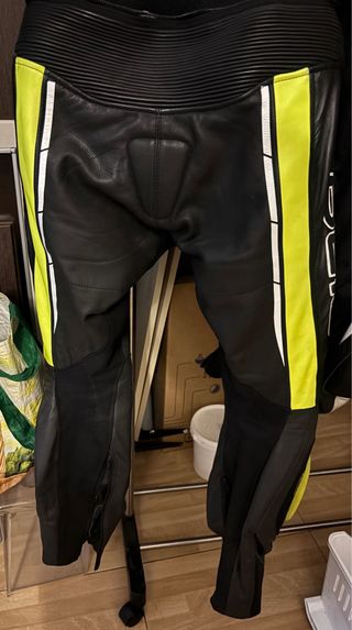 Chaqueta y pantalón Bela, se puede hacer mono