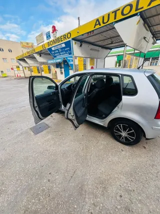Volkswagen Polo 2003