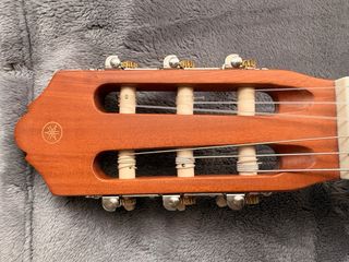 Guitarra Acústica Yamaha