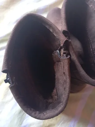 Botas /botines marrones adornadas talla 38