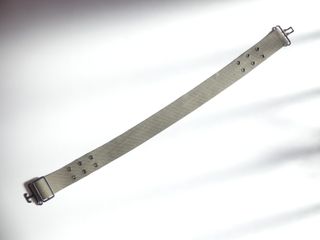 Cinturón verde militar con hebilla