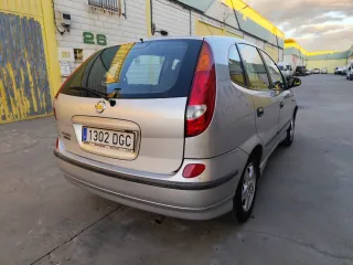 Nissan Almera 2005