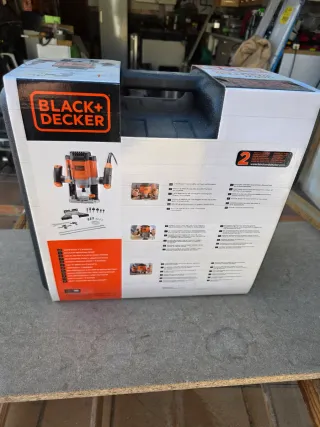 Fresadora Black+Decker 1200W + 11 Acc.