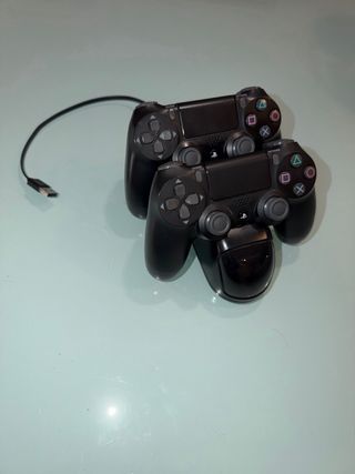 PS4 Slim 1TB con caja original