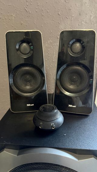 Altavoces Trust Tytan 2.1 Negro 120W