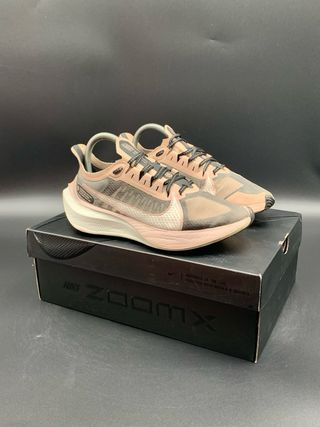 Nike Zoom Gravity