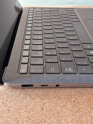 Surface Laptop 3 13.5” i5 / 8GB / 128GB SSD