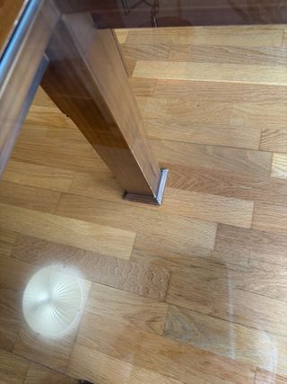 Mesa auxiliar madera y cristal