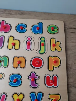 Juego de letras de madera