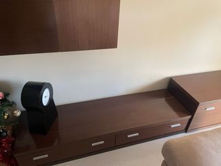 Mueble de sala color café,