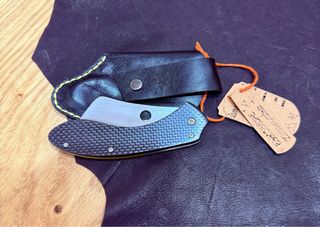 Coltello chiudibile liner lock in acciaio inox.