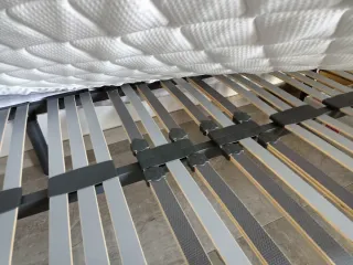 SE VENDE CAMA COMPLETA NUEVA A ESTRENAR