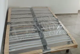 SE VENDE CAMA COMPLETA NUEVA A ESTRENAR